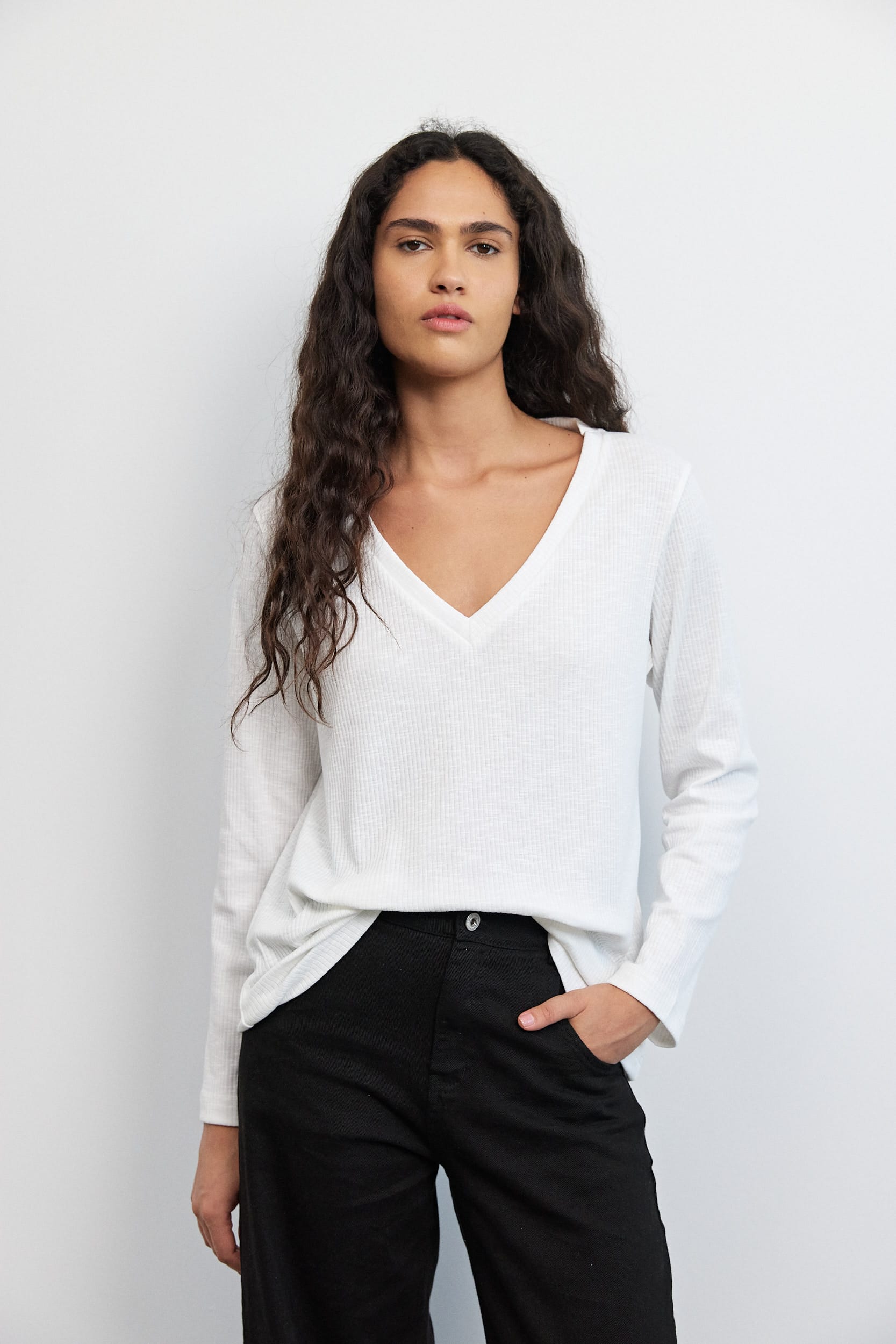 מוצר 15 צמונה ראשית